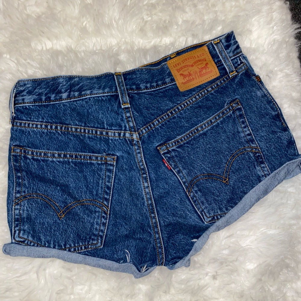 Levi Denim Shorts Size 27